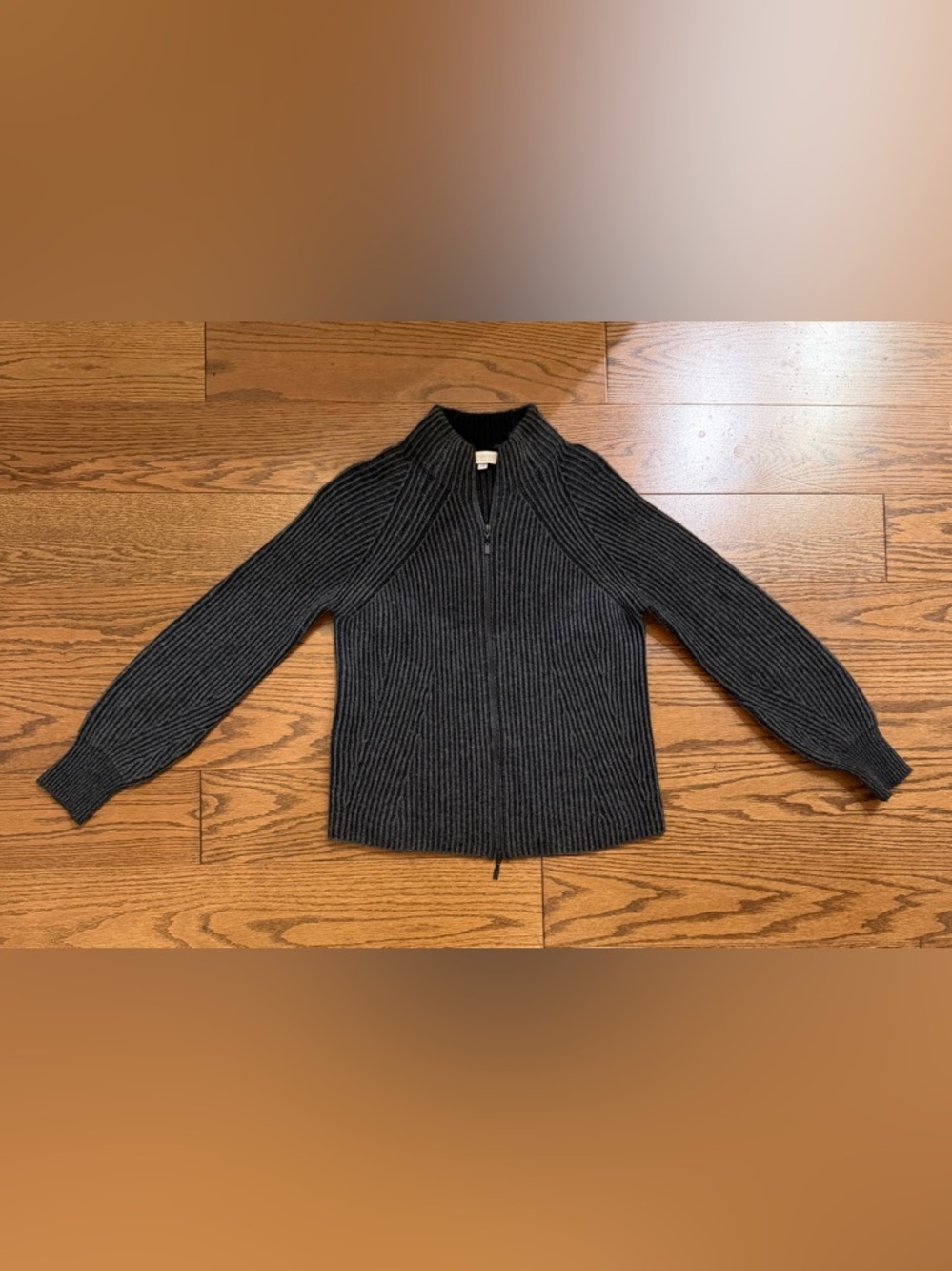 Kinross Dark Gray Cashmere Ribbed Zip-Front Cardigan